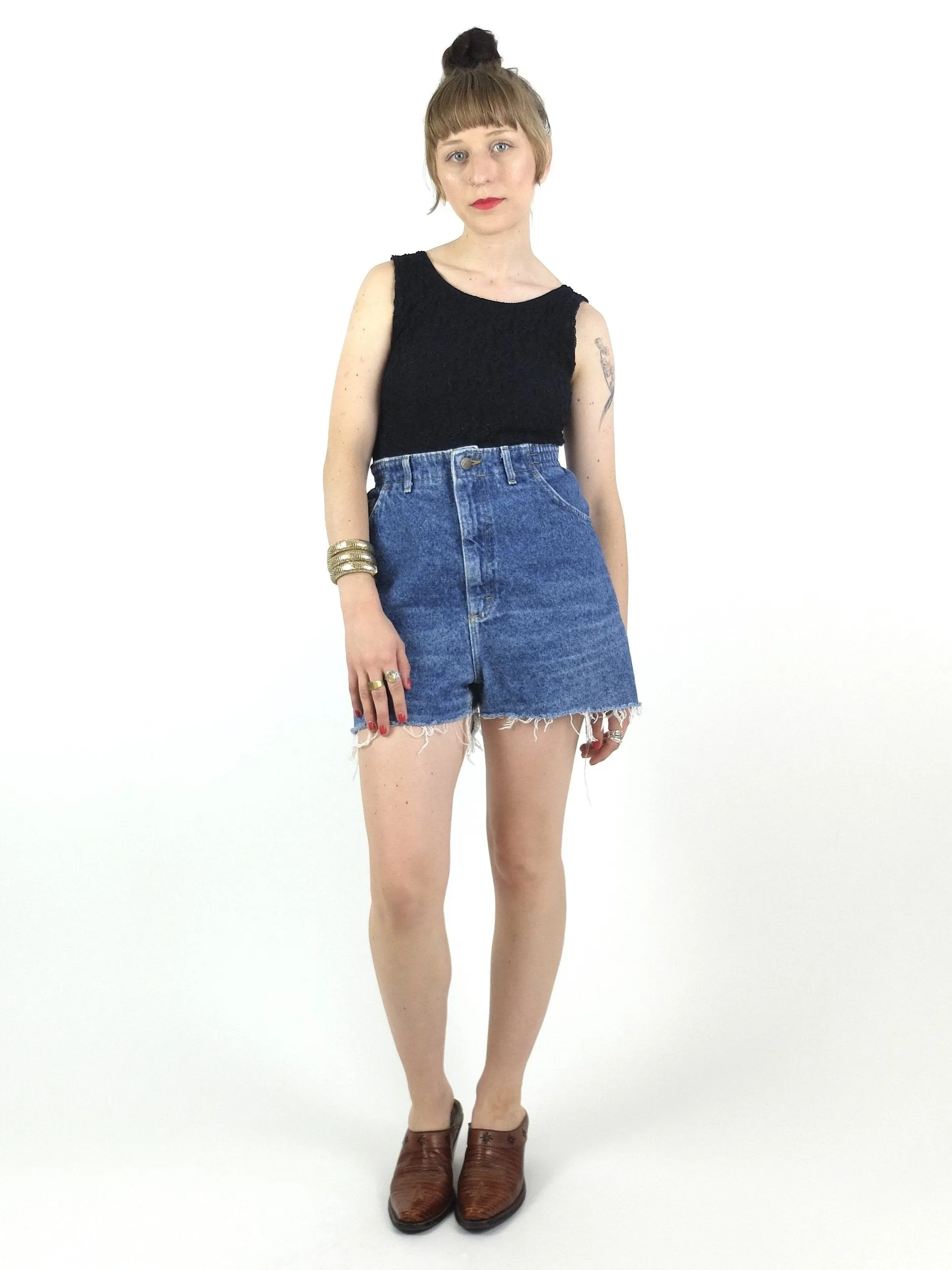 80s Lee High Waisted Medium Wash Blue Denim Jean Cutoff Shorts with Pockets