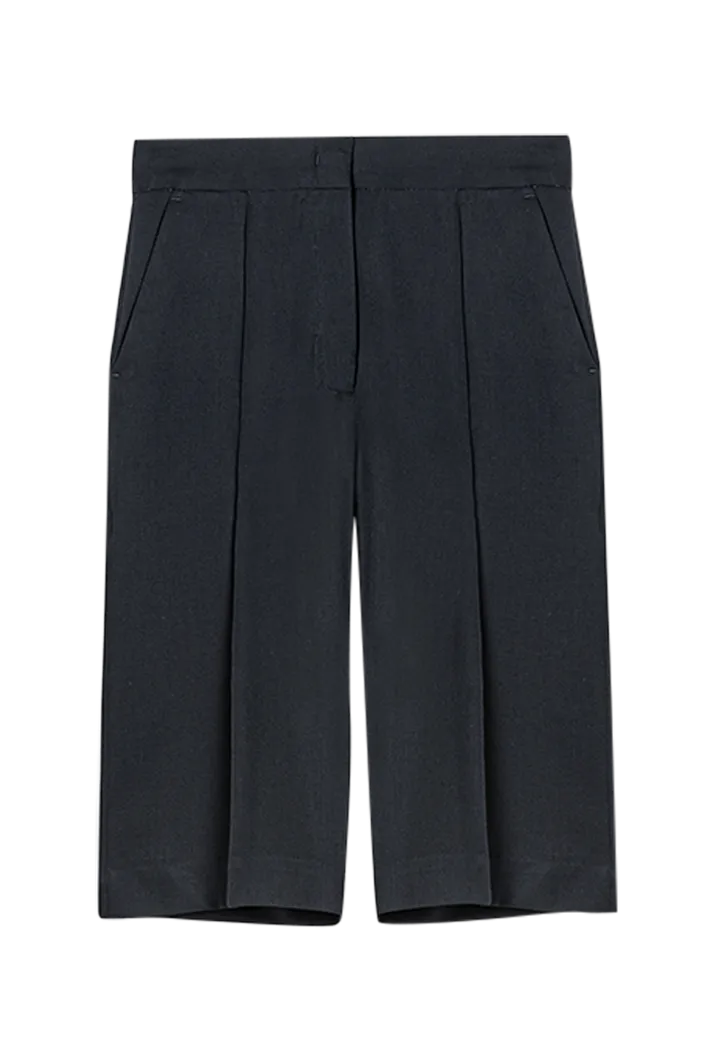 Stylish Black Bermuda Shorts