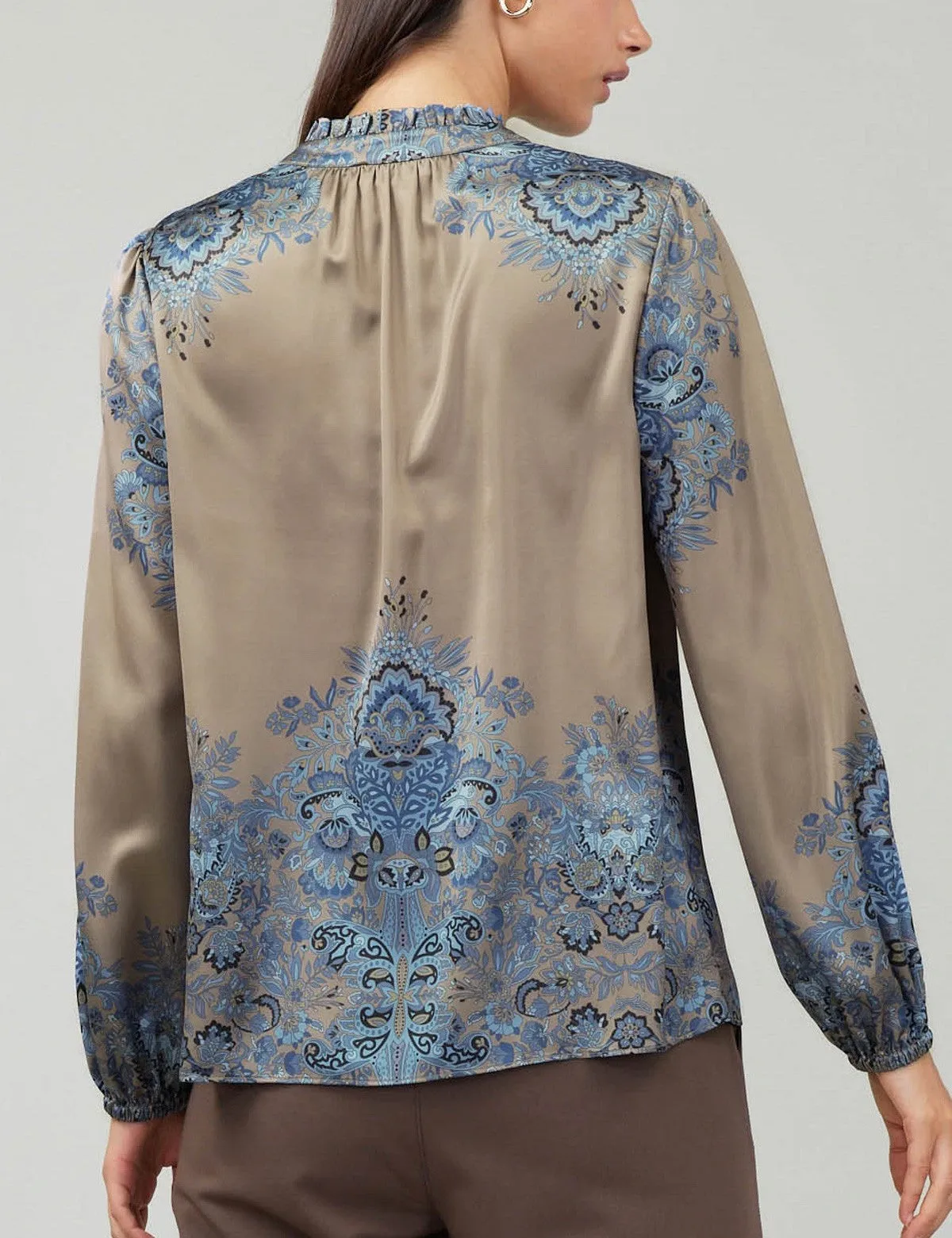 Current Air Slit Neck Ruffled Collar Blouse