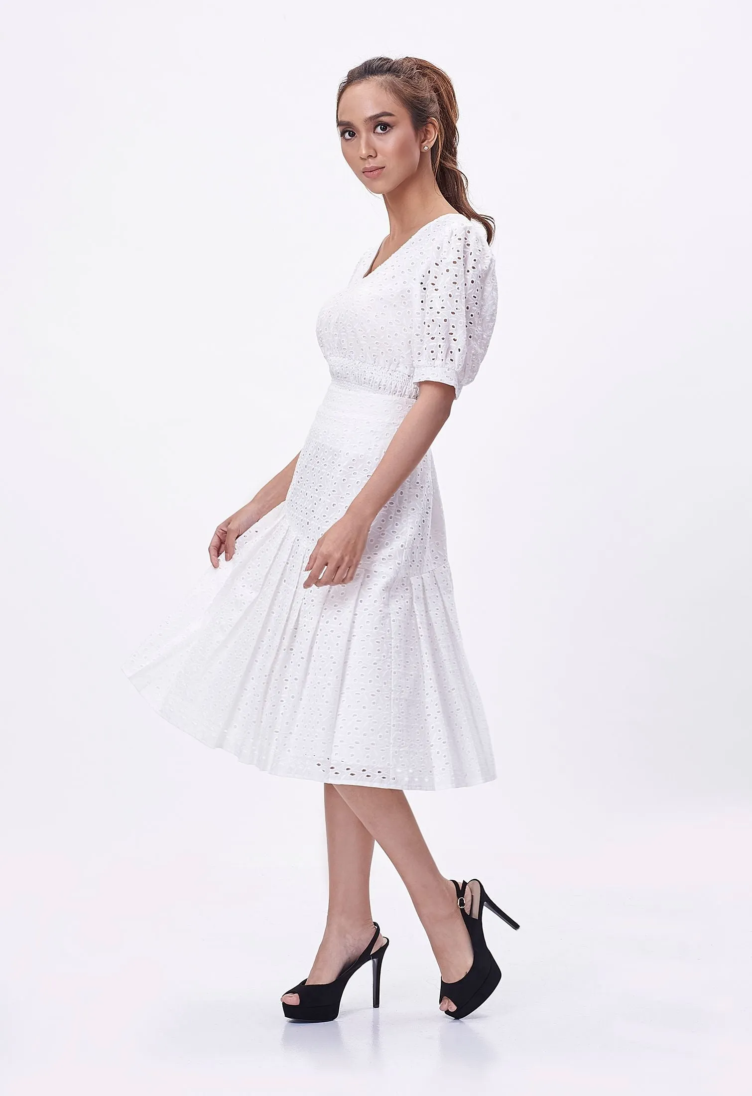 Embroidery Eyelet Panel Skirt