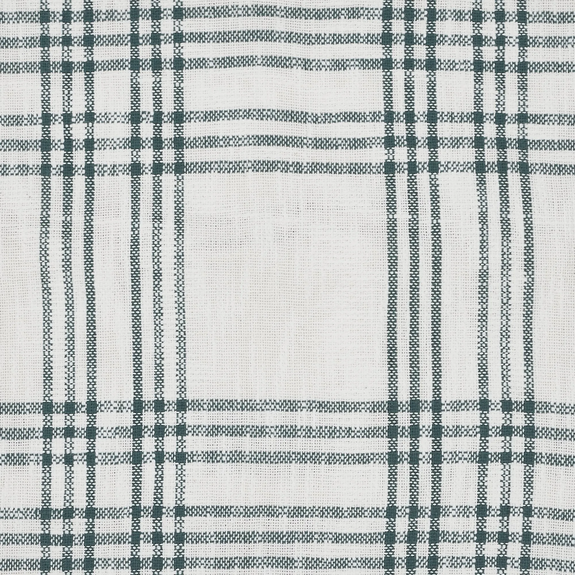 Pine Grove Plaid Tree Skirt 55"