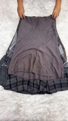 Y2K Officecore Archival Mix Wool Skirts - 10 Pieces ( BC-10-18 )